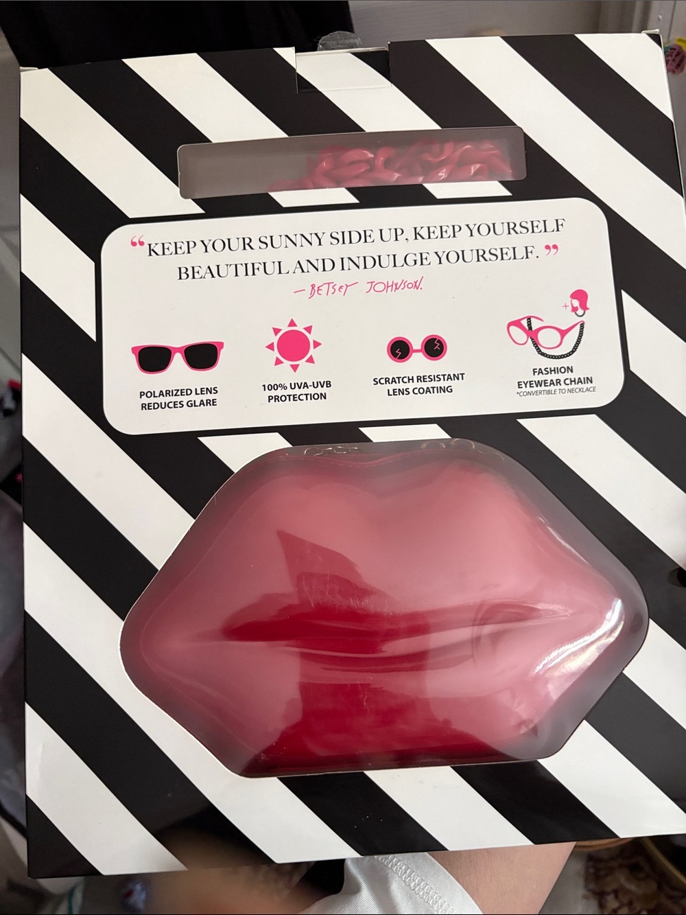 Betsey Johnson Sunglass with Lip Case in Red
